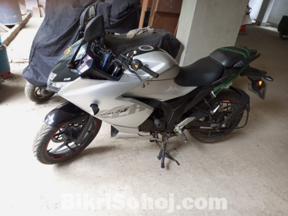 সুজুকি Suzuki Gixxer SF